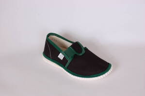 Detské školské papuče na gumičku - čierne, zelený lem